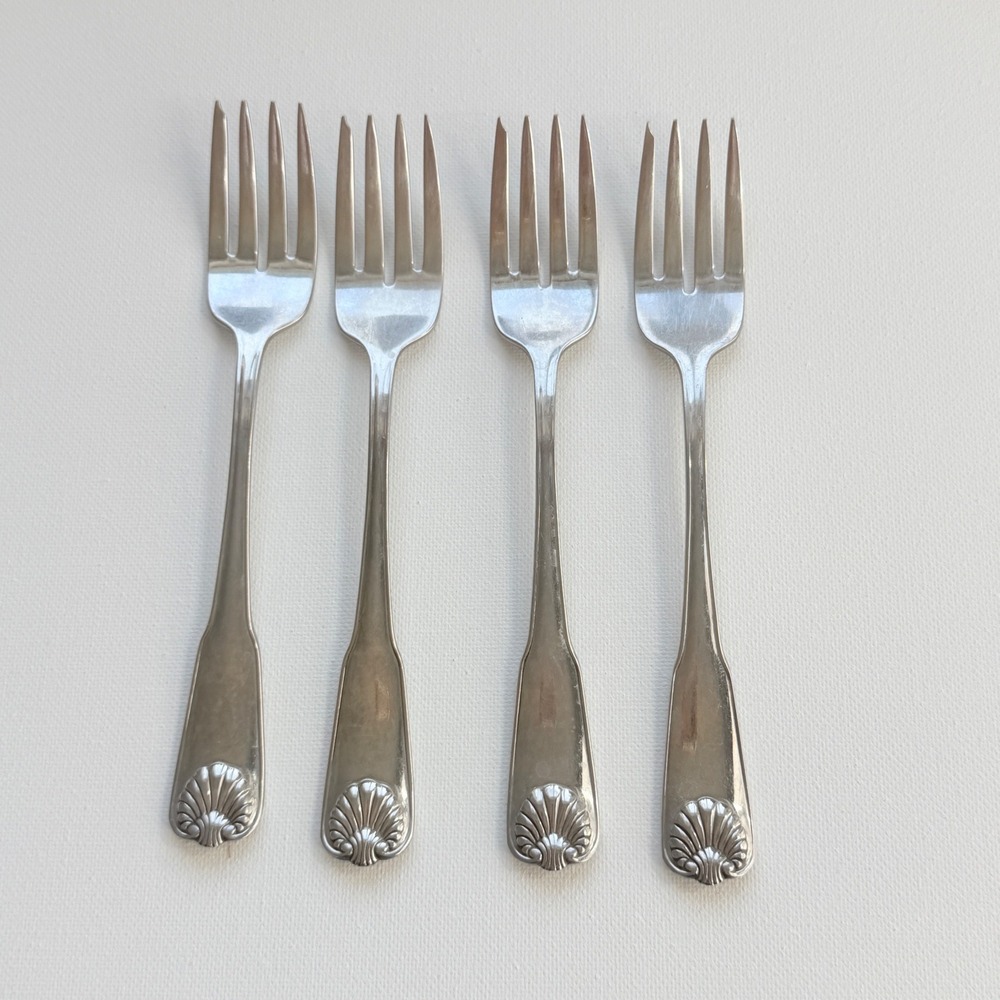 Oneida Cocktail Forks Set of 4 Silver Excellent Shell Motif Stainless Flatware